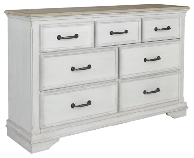 Teganville Dresser